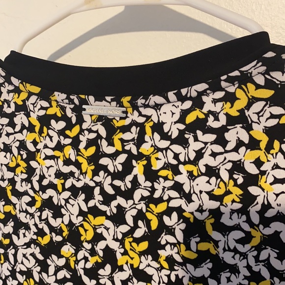 MICHAEL Michael Kors mini dress with butterflies long bell sleeves and V-neck - Picture 5 of 8